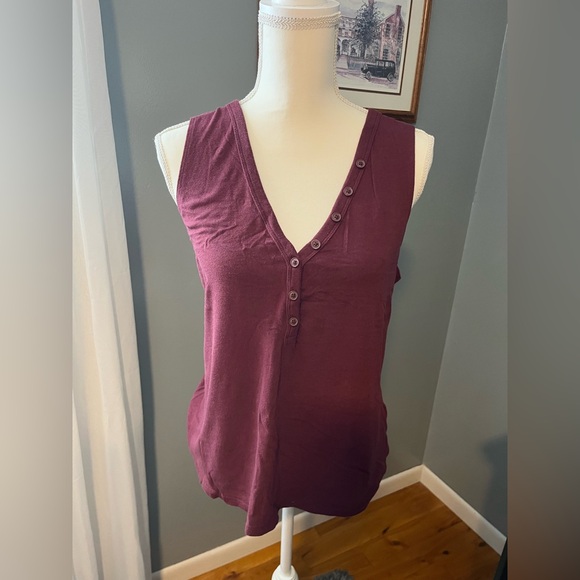 Banana Republic Top - Picture 1 of 2